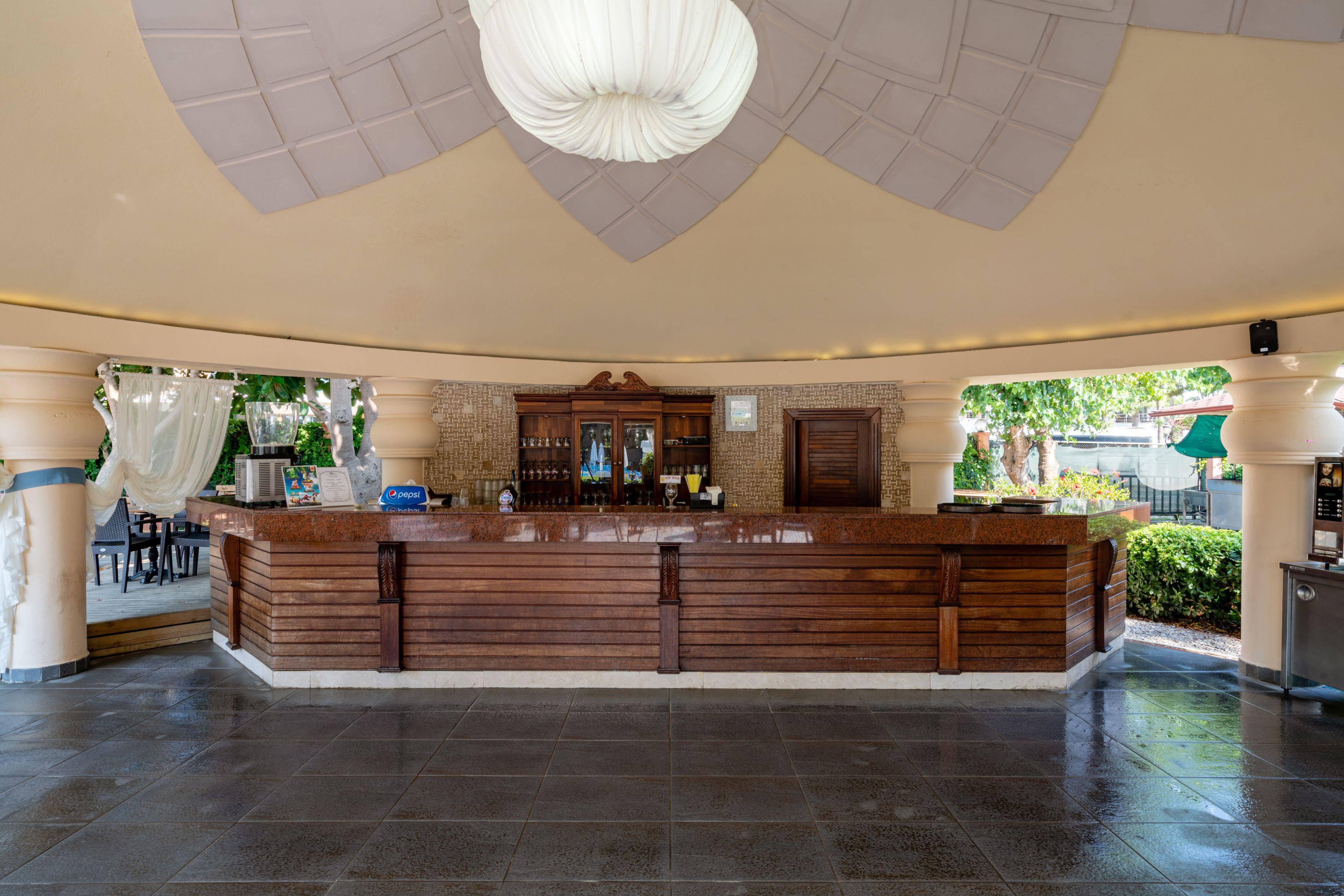 Palmeras Beach Hotel Payallar Kültér fotó