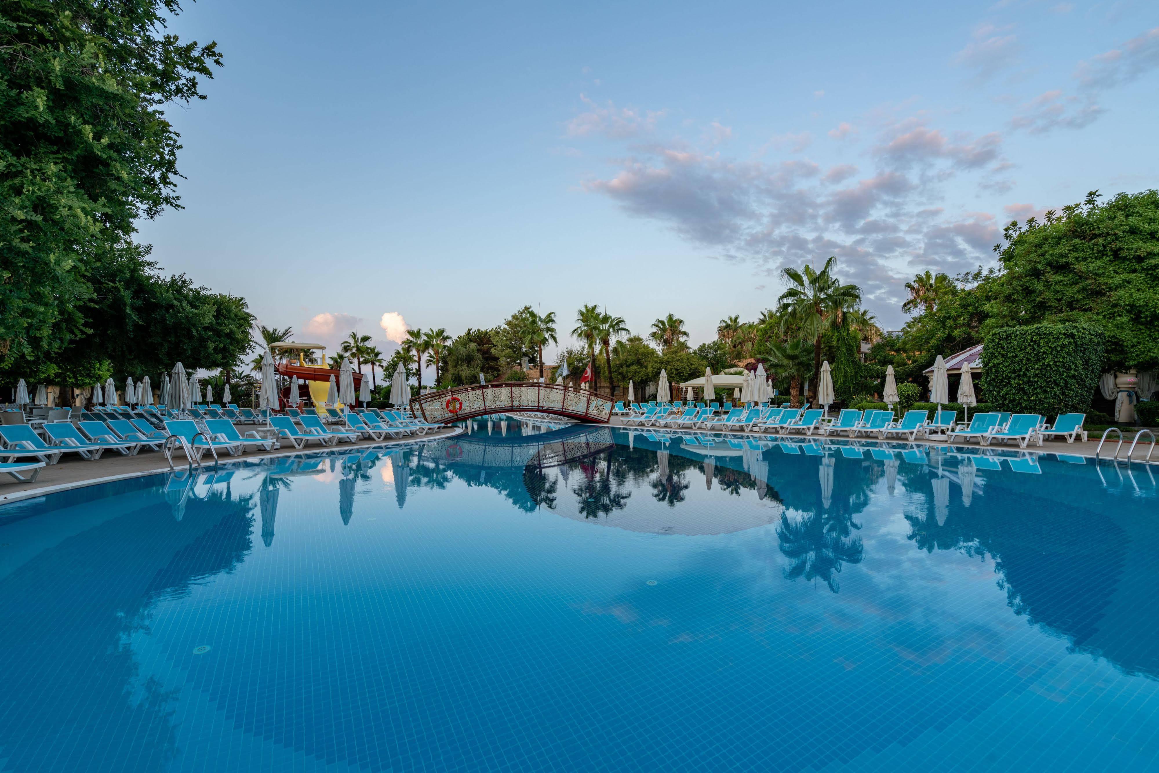 Palmeras Beach Hotel Payallar Kültér fotó